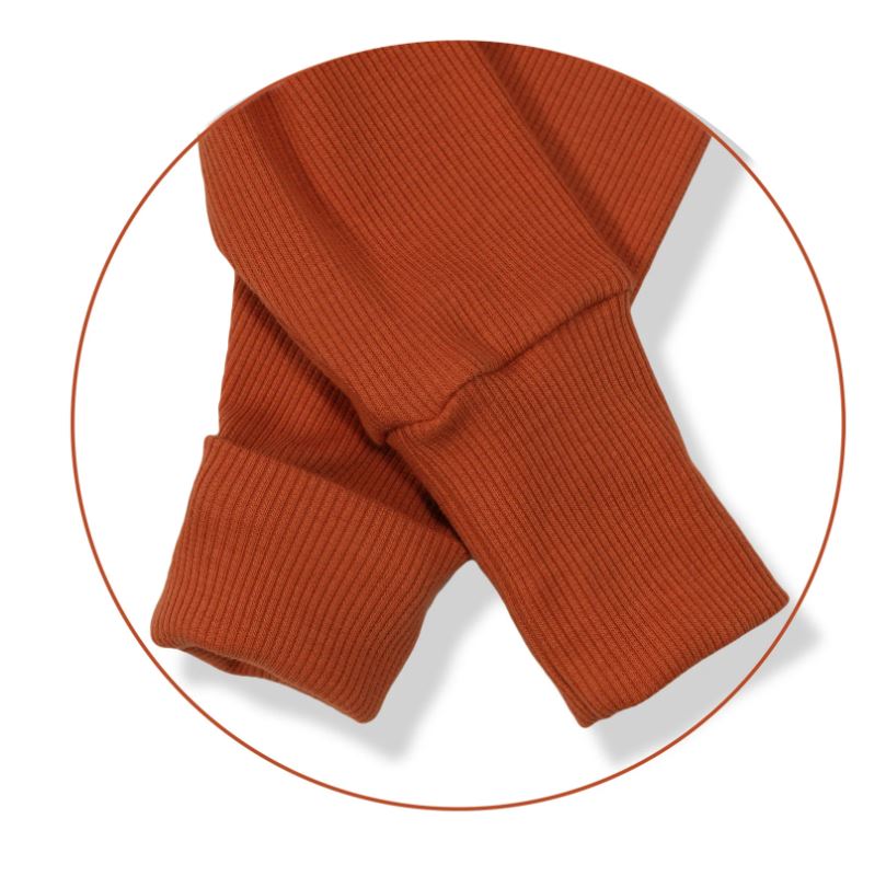 Rostoucí žebrované tepláčky Esito s kšandami pískové