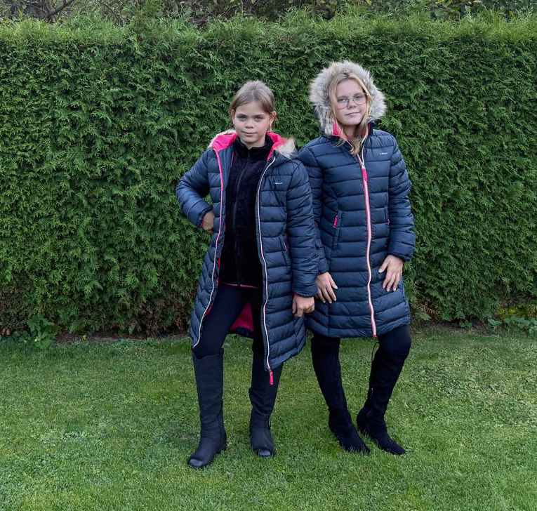 Dívčí zimní kabát Loap Indala tmavě modrý