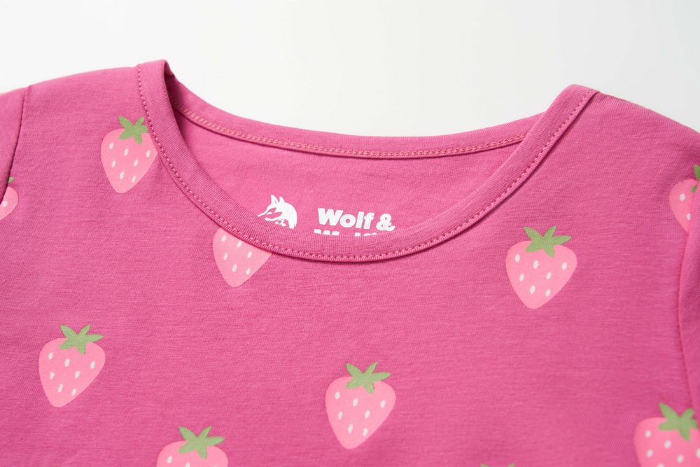 Dívčí šaty Wolf & Wolfie S2614A růžové s jahodami