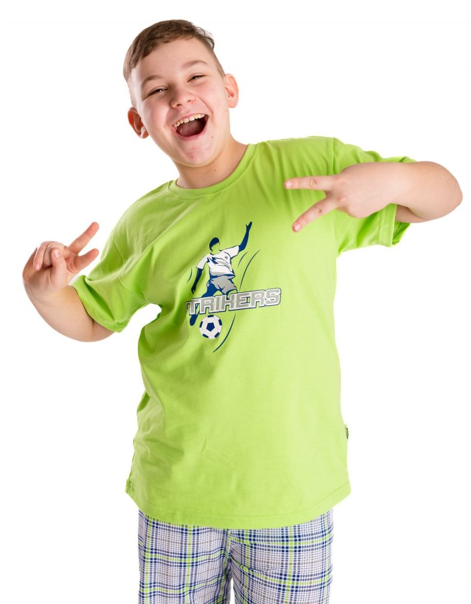 Chlapecké letní pyžamo Betty mode světle zelené fotbal