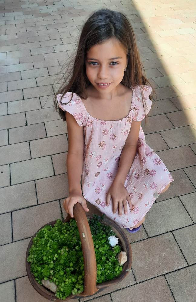 Mušelínové dívčí šaty Esito růžové