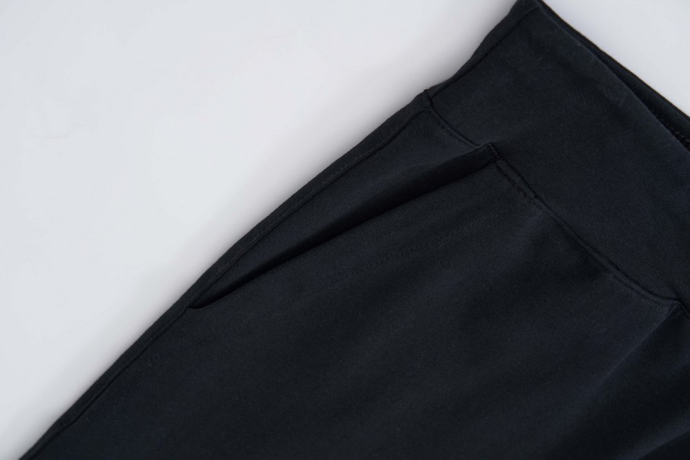 Dámské tepláky Wolf s elastanem T2574 vel. L černé (2 postranní kapsy)
