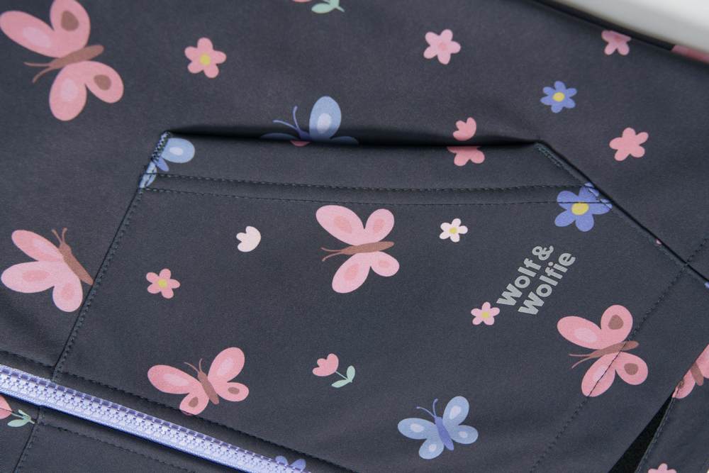 Dívčí softshellová bunda Wolf B2663 s fleecem tmavě šedá s motýlky