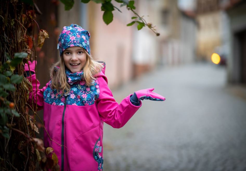 Dětské softshellové rukavice Unuo růžové kytičky vel. S-L (2-7 let)