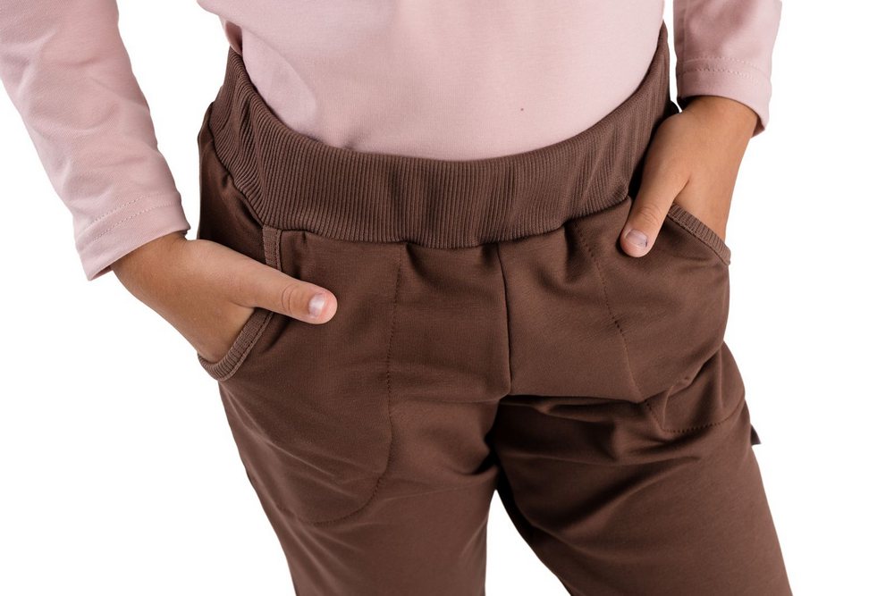 Dívčí tepláky s elastanem SLIM NEW vel. 110-152 hnědé