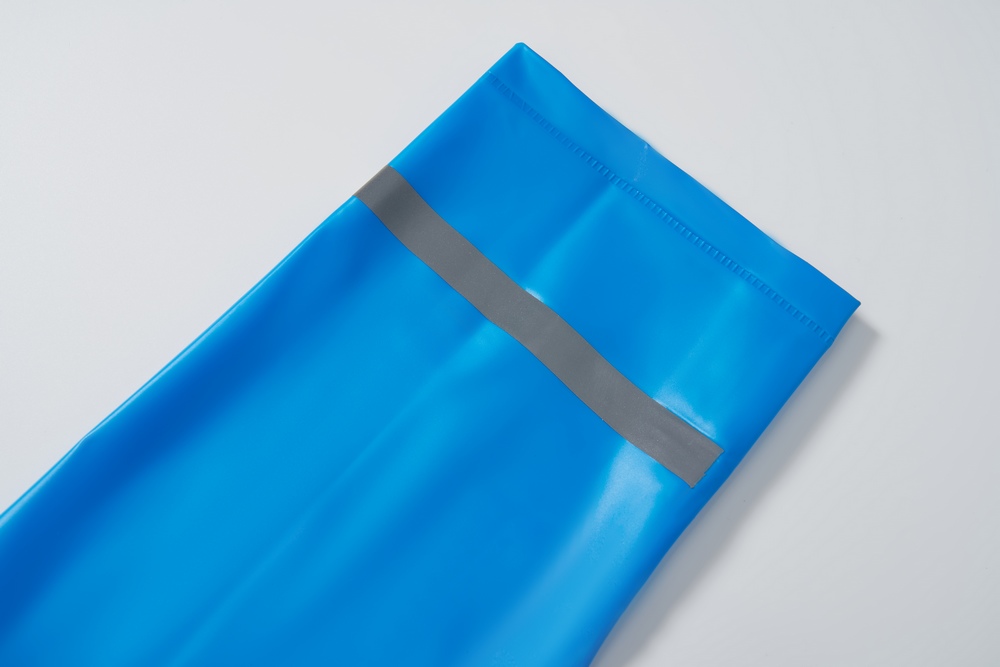 Chlapecká pláštěnka Wolf Y2511 středně modrá astronaut