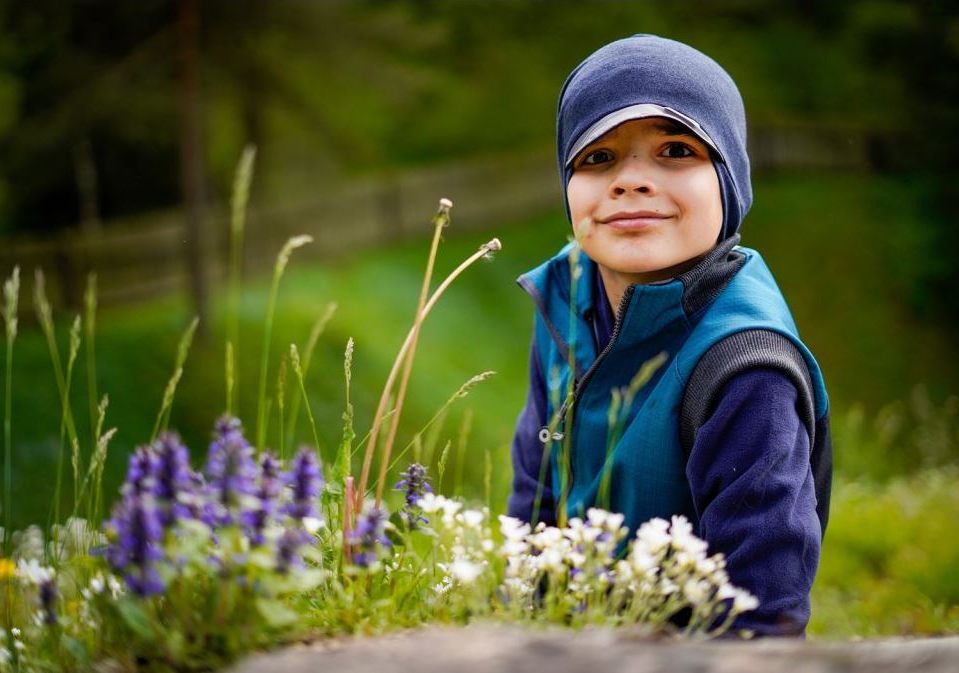 Chlapecká softshellová vesta bez fleecu s bambusovým úpletem šedá + petrolej
