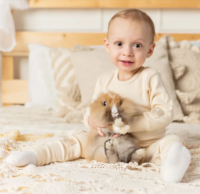 Dětské rostoucí body Esito žebrované smetanové